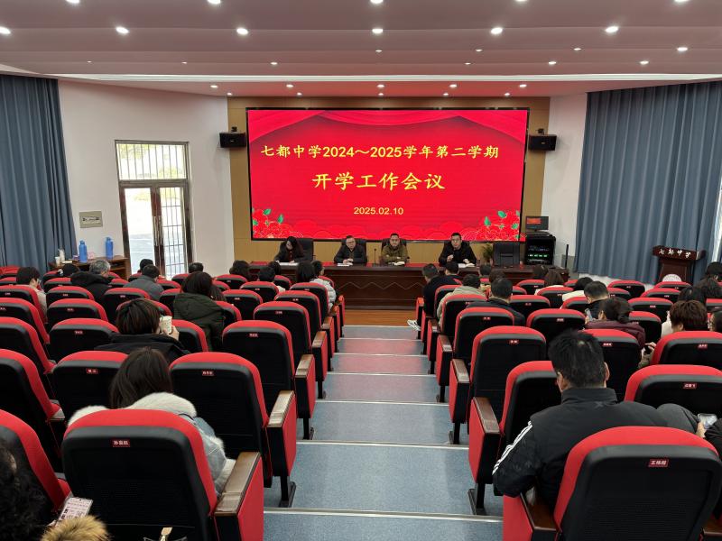 瓦尔瓦.jpg 瓦尔瓦.jpg